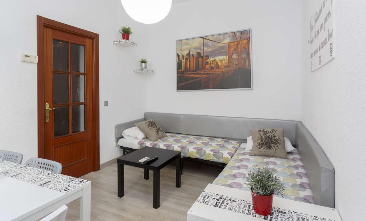 Latina Apartment Madrid Exterior photo
